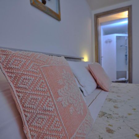Locanda Murales - Turismo Rurale Olbia Dış mekan fotoğraf
