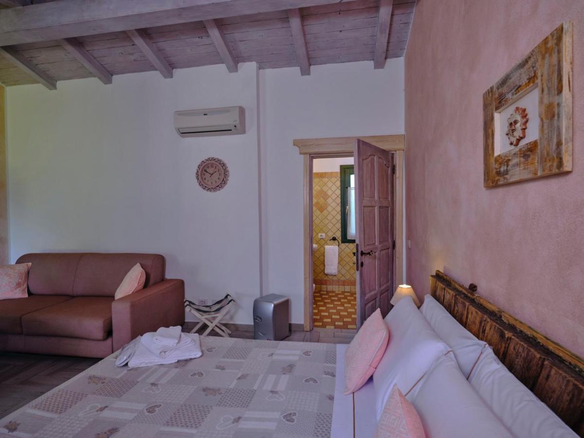 Locanda Murales - Turismo Rurale Olbia Dış mekan fotoğraf